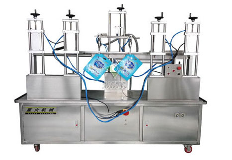 吸嘴袋灌裝旋蓋機,吸嘴自立袋灌裝旋蓋機